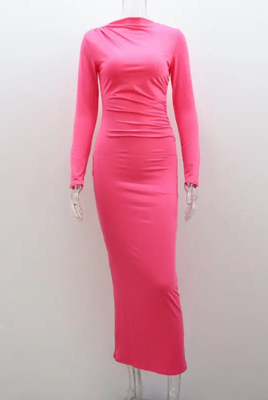 Elegant bodycon dress in coral red or dark grey with long sleeves and ruching at the waist