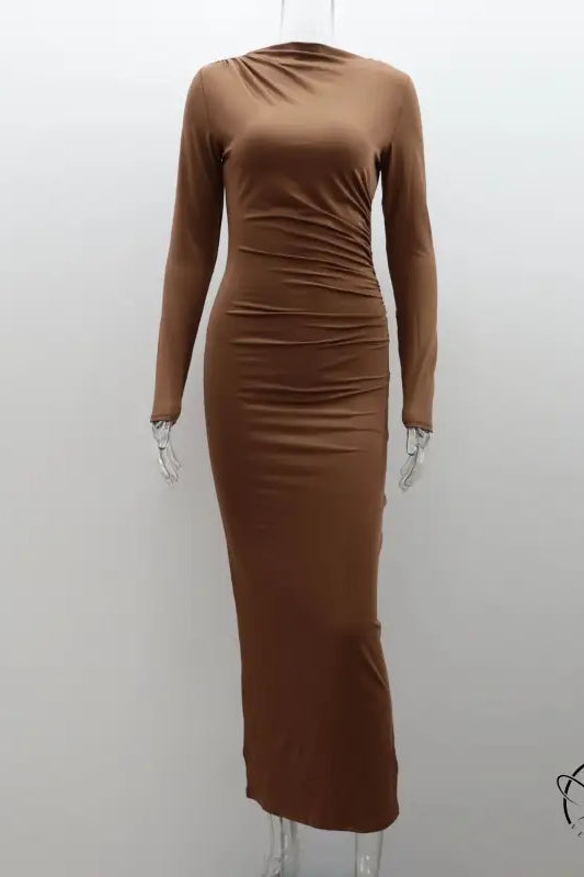 Elegant bodycon dress in coral red or dark grey with long sleeves