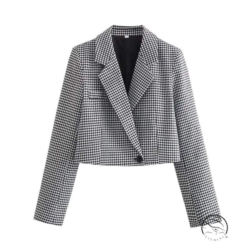 Elegant casual small plaid blazer in cropped black and white checkered style