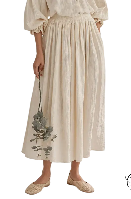 Cream-colored textured midi dress with lantern sleeve niche design