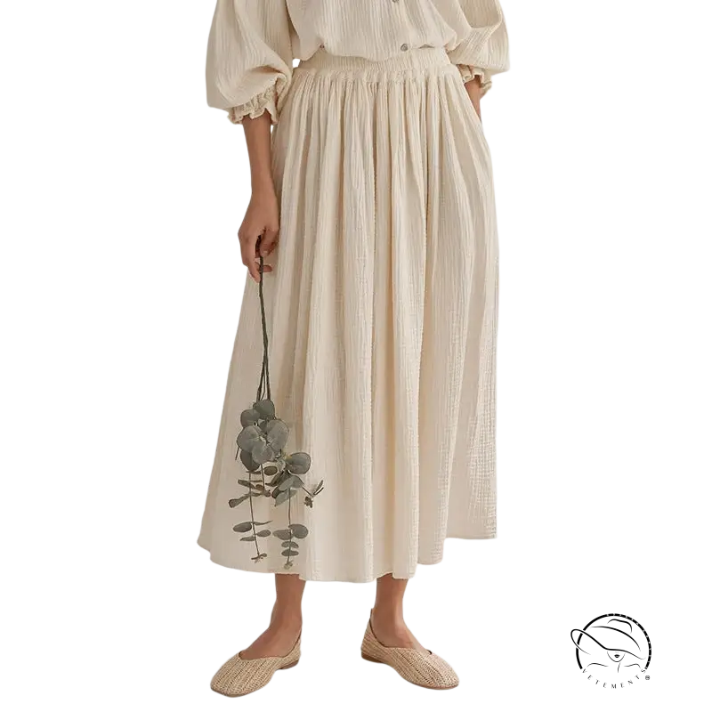 Cream-colored textured midi dress with lantern sleeve niche design