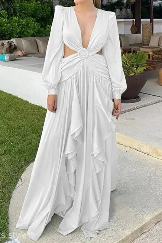 White long-sleeved cut-out maxi dress for red carpet elegance at upscale events