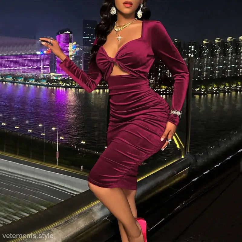 ELEGANT DEEP V PLUNGE NECK DRESS-VETEMENTS