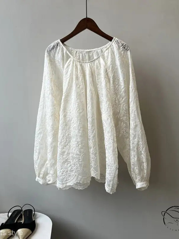 ELEGANT EMBROIDERY TOP SHORTS SET-VETEMENTS