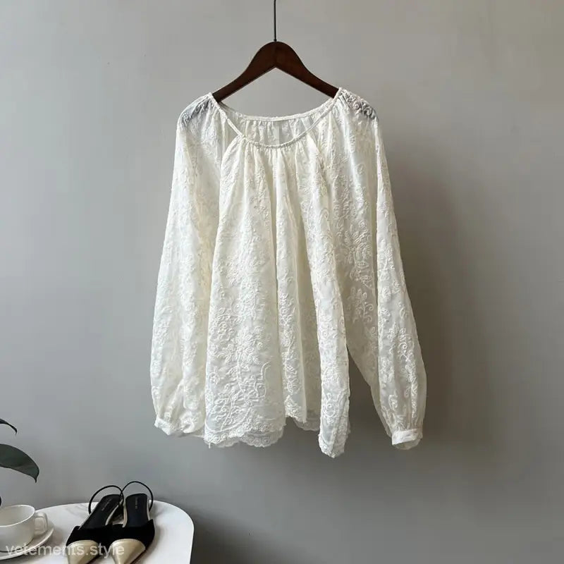 ELEGANT EMBROIDERY TOP SHORTS SET-VETEMENTS