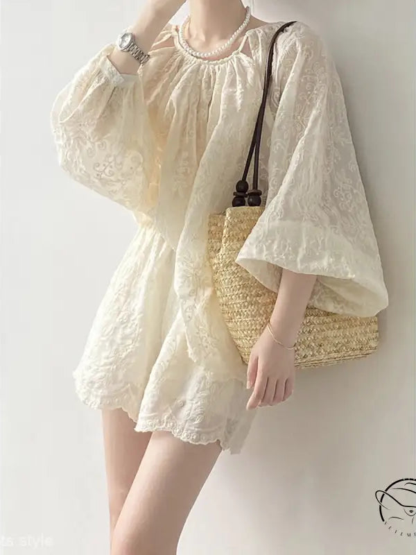 ELEGANT EMBROIDERY TOP SHORTS SET-VETEMENTS