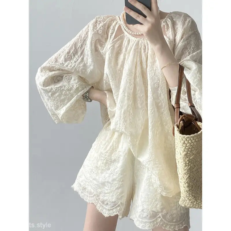 ELEGANT EMBROIDERY TOP SHORTS SET-VETEMENTS