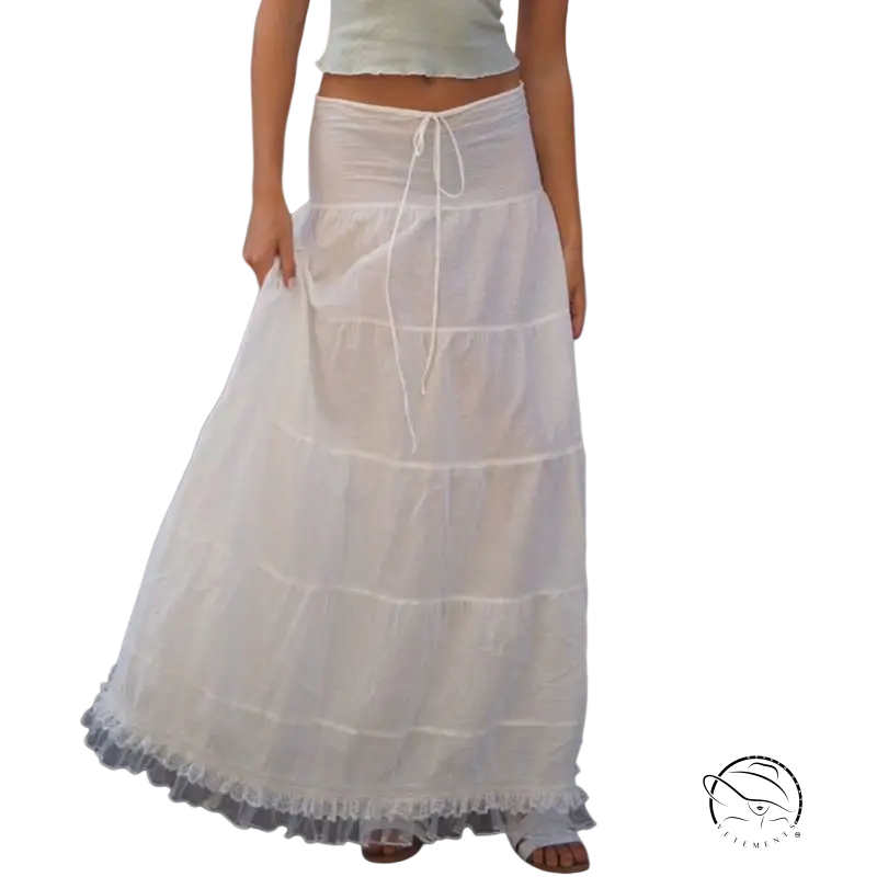 White tiered maxi skirt in elegant French collar suit with lace stitching