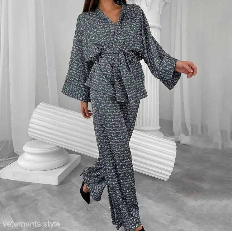 Patterned kimono-style ice silk pajama set with belted sleeves and full-length nightgown pajama pants