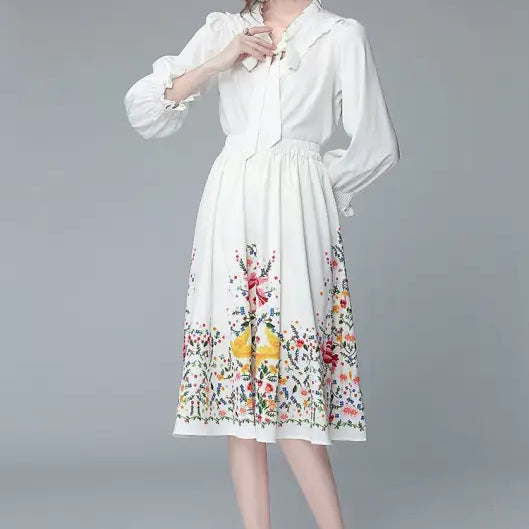 Elegant floral-print dress from a long sleeve two piece set inspired by French countryside style