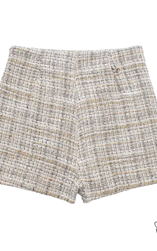 Light beige and white tweed-textured shorts paired with a Loose Houndstooth Blazer
