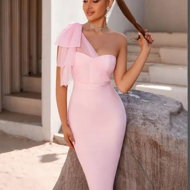 Pink one-shoulder bandage dress in sexy mesh fishtail slim design with asymmetric lace detailing
