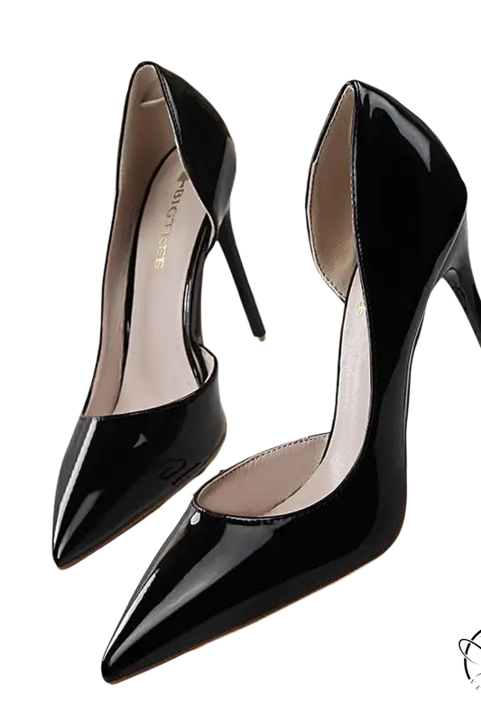Elegant black patent leather office high heels with pointed toe