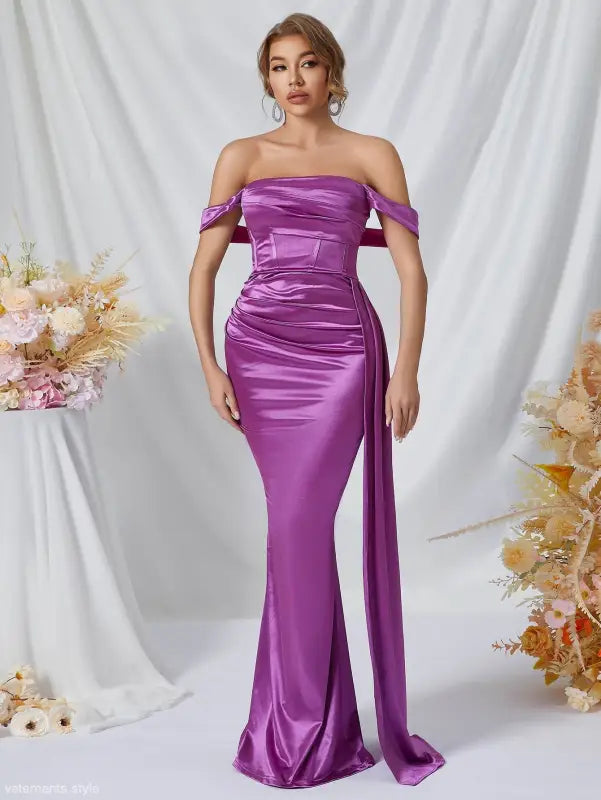 LONG TAIL SHEATH OFF THE SHOULDER SPLIT DRESS-VETEMENTS