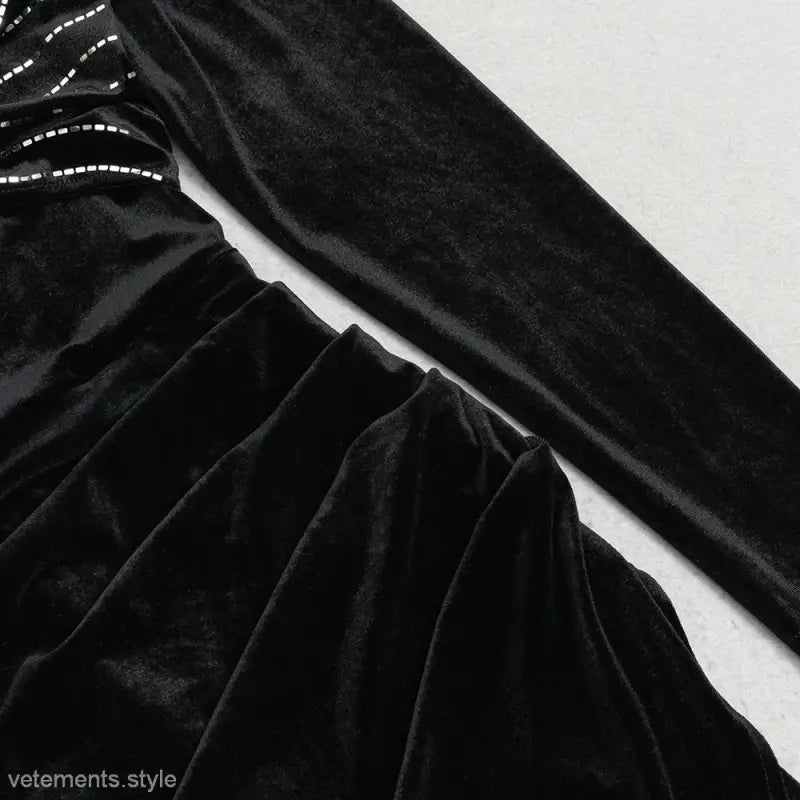 Elegant black velvet evening party dress with sequins and pleats