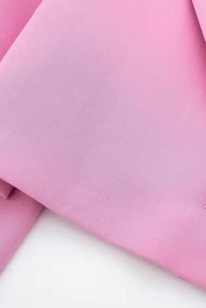 Pink cropped blazer for casual blazer suit, perfect as a short small blazer or small blazer suit