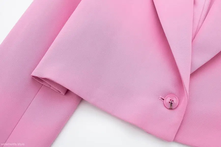 Pink cropped blazer for casual blazer suit, perfect as a short small blazer or small blazer suit