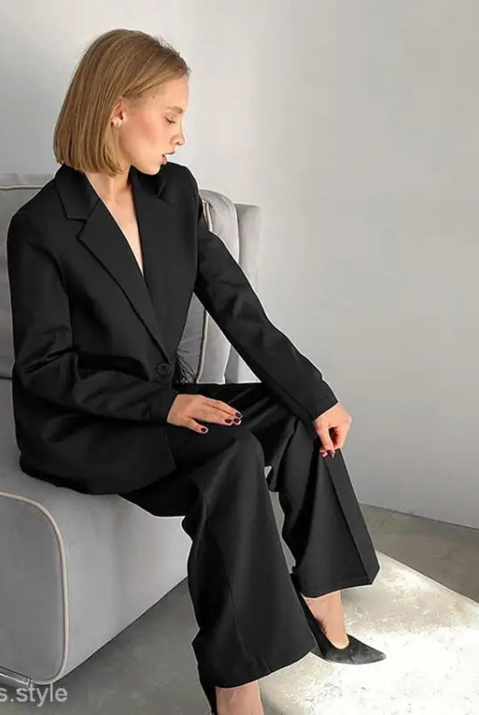 Black pantsuit from Elegant Spring Casual Set with Design Feather Stitching