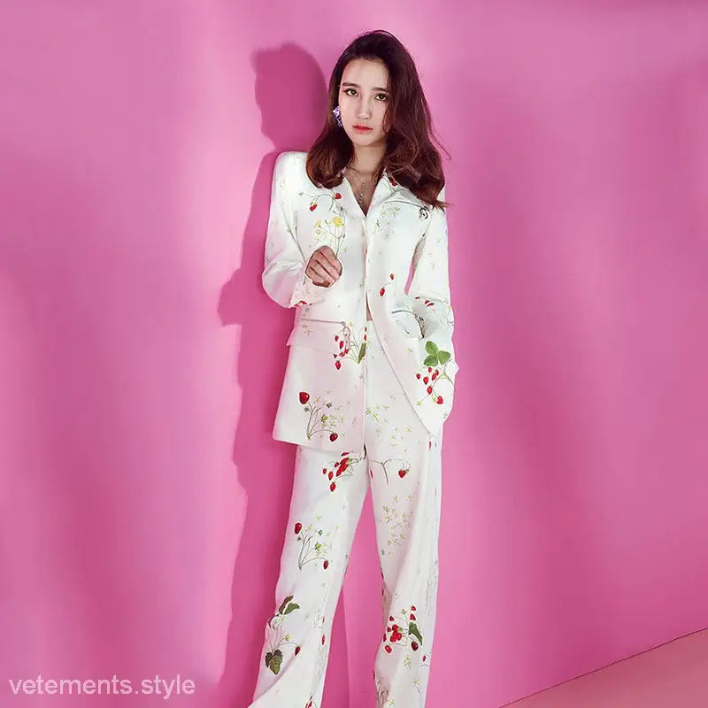 Elegant Strawberry Blazer Trousers Suit perfect for Spring and Fall fashion