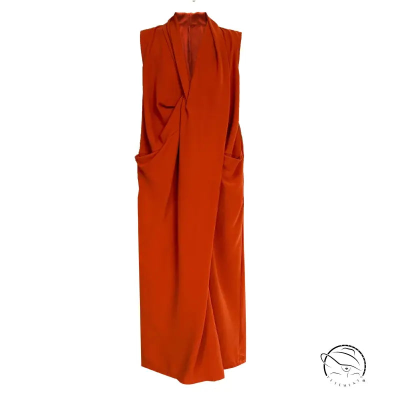 Elegant V-neck long dress in sleeveless red wrap style with high collar and pockets