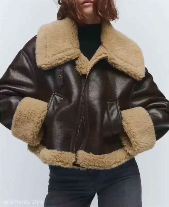 Brown faux leather aviator jacket with shearling trim, fabulse winter short coat for cold weather