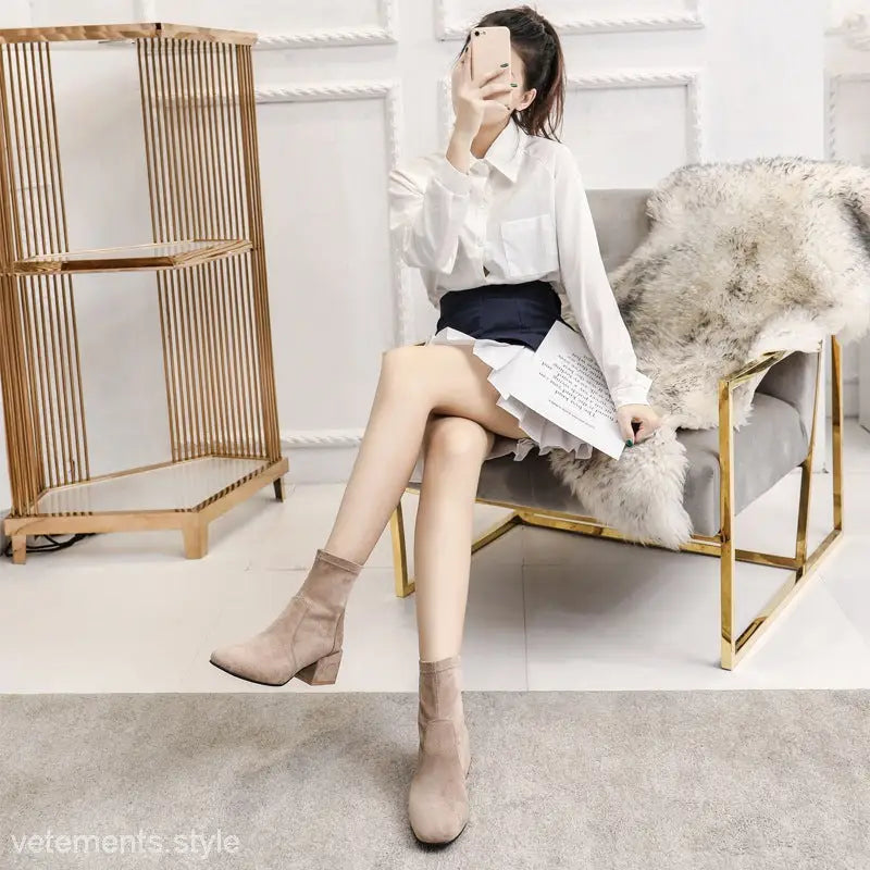 STYLISH AND LIGHTWEIGHT THIN BOOTS-VETEMENTS