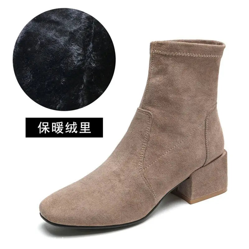 STYLISH AND LIGHTWEIGHT THIN BOOTS-VETEMENTS