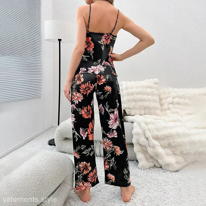 Floral sleeveless summer set in simple silk homewear with wide-leg pants from behind