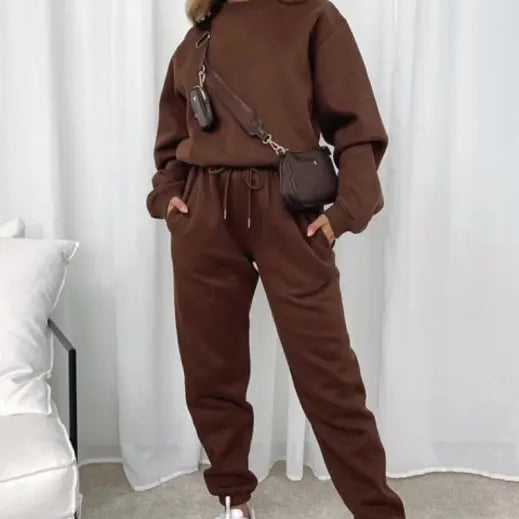 CASUAL SWEATER SUIT-VETEMENTS