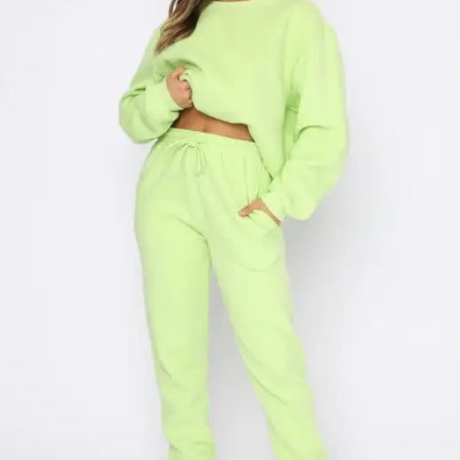 CASUAL SWEATER SUIT-VETEMENTS