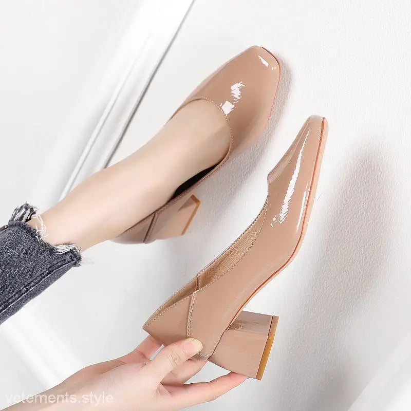 GORGEOUS HIGH HEEL-VETEMENTS