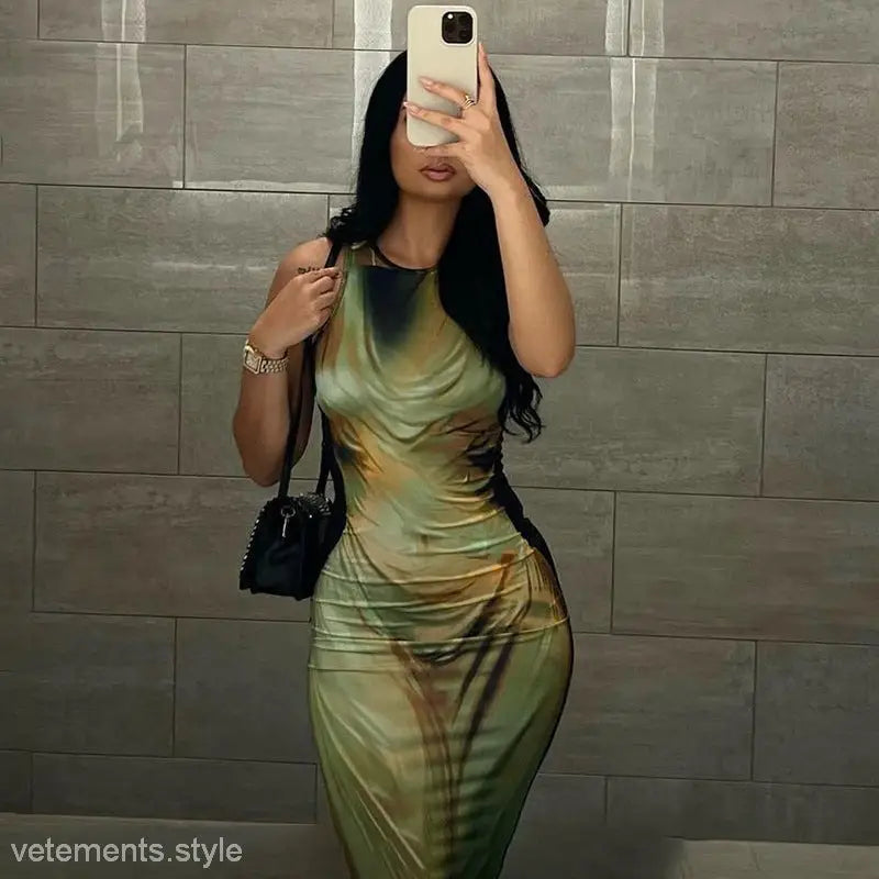 GREEN SUMMER SLIMMING DRESS-VETEMENTS