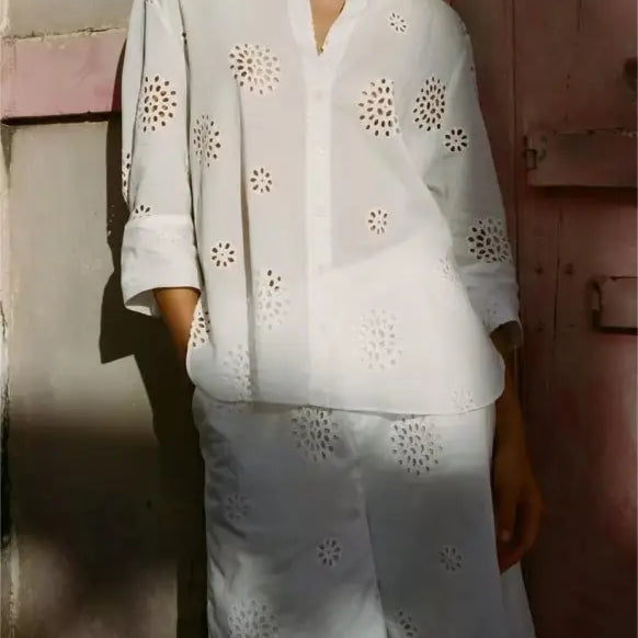 White eyelet lace shirt and skirt set with floral cutouts for high waist casual hollow style