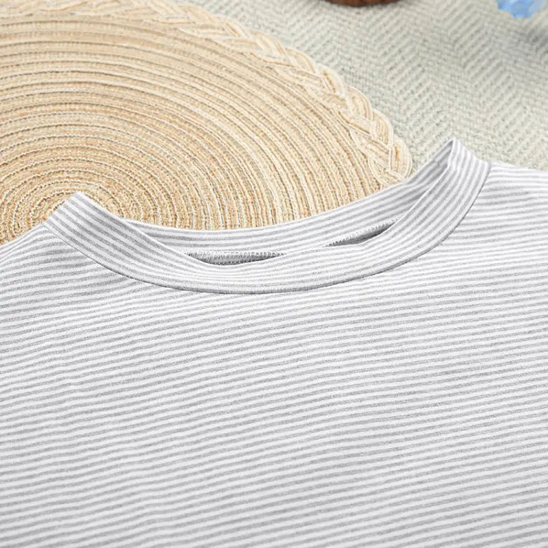 Light gray and white striped knitted loose pajamas crew neck t-shirt for summer lounge