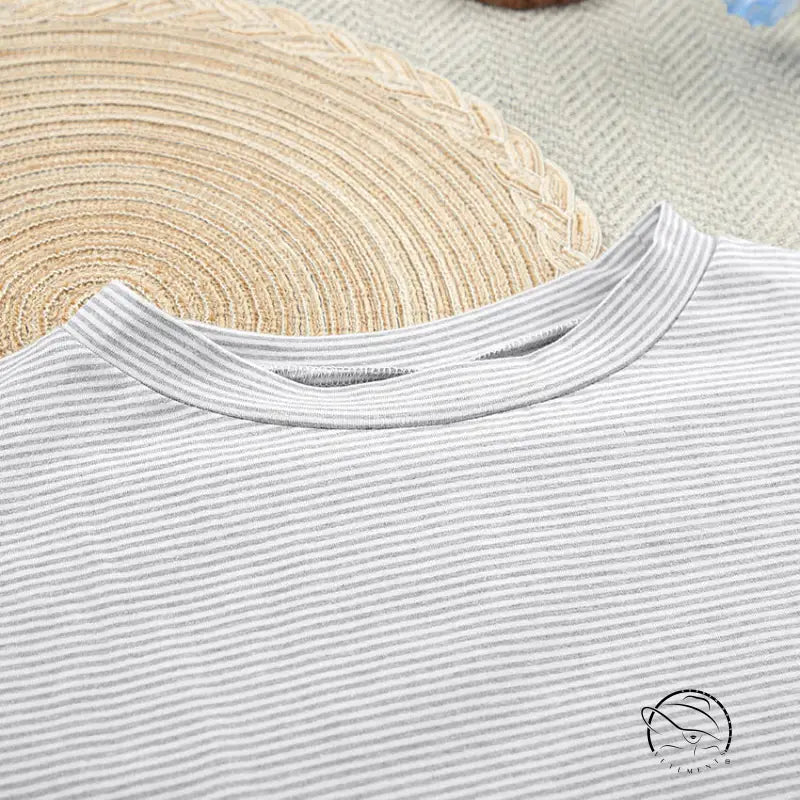 Light gray and white striped knitted loose pajamas t-shirt