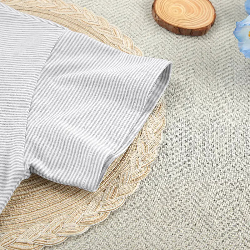 White and grey striped knitted loose pajamas short-sleeved top for summer lounge comfort
