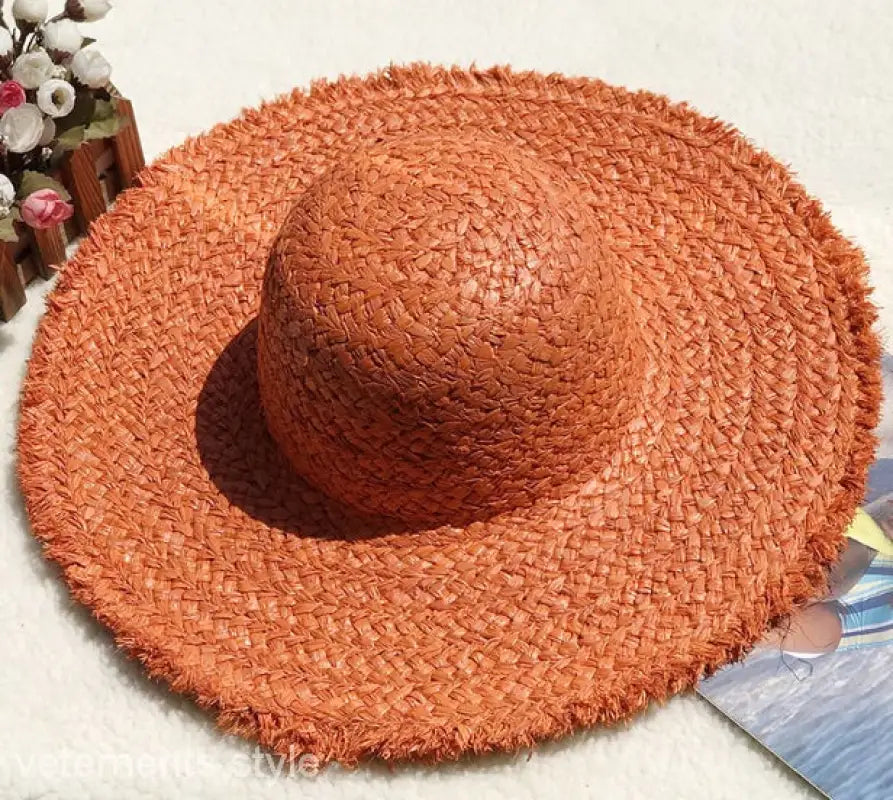 BROAD BRIMMED HAT-VETEMENTS