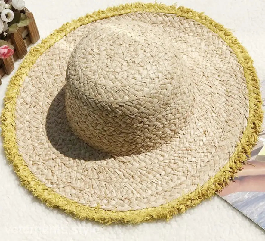 BROAD BRIMMED HAT-VETEMENTS