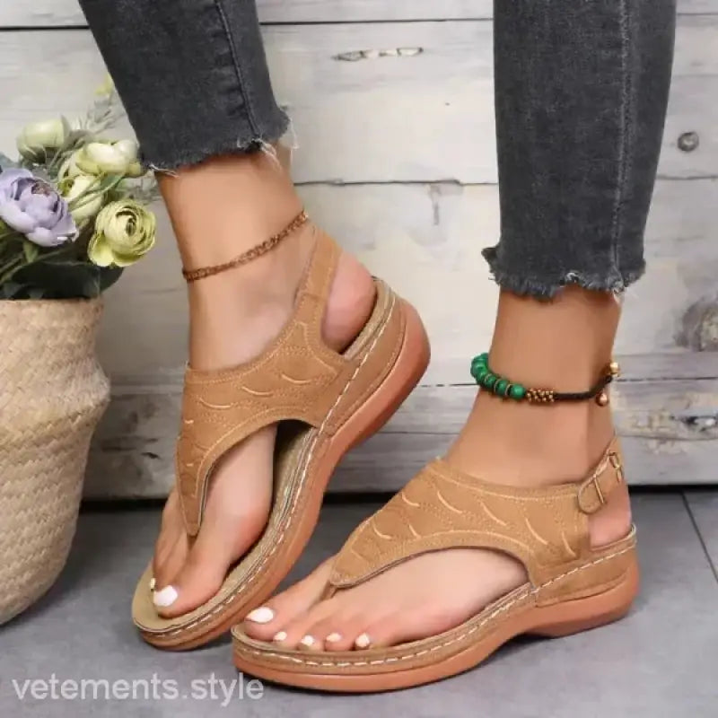 STYLE AND COMFORT SANDALS-VETEMENTS