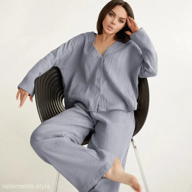 Wrinkled blue long sleeve pajamas in summer double layer crepe fabric for spring and fall