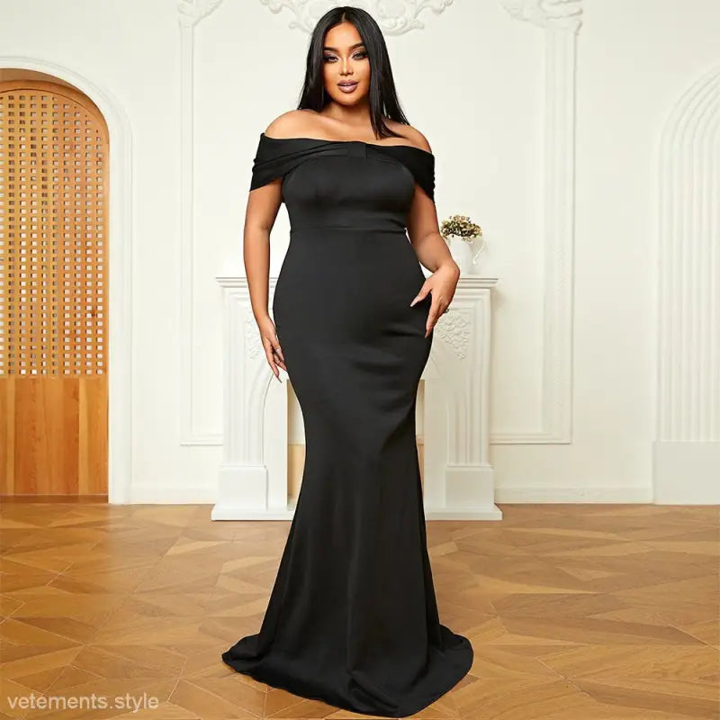 Elegant off-the-shoulder black mermaid gown, luxury evening dress for women, sold black