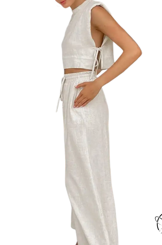 White Maldives cotton suit set in casual linen style for summer