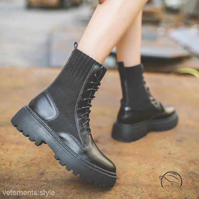 STYLE AND COMFORT BOOTS-VETEMENTS