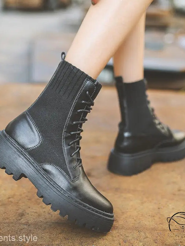 STYLE AND COMFORT BOOTS-VETEMENTS