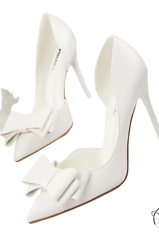 Elegant sweet high-heeled pumps in white satin with toe bow