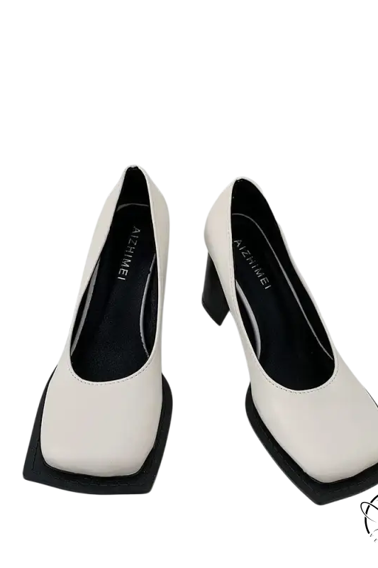 White black retro square heels high pumps in size 8