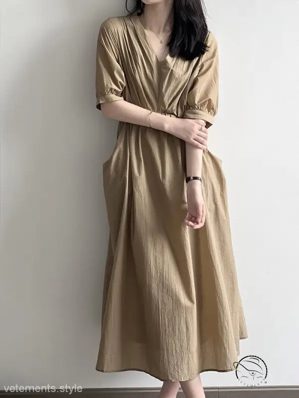 Retro V neck pleated dress in beige, flowy maxi with short sleeves