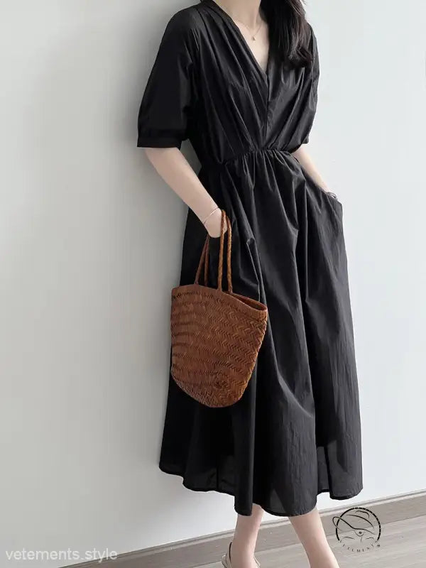 Retro V Neck Pleated Midi Dress in black wrap style with short sleeves