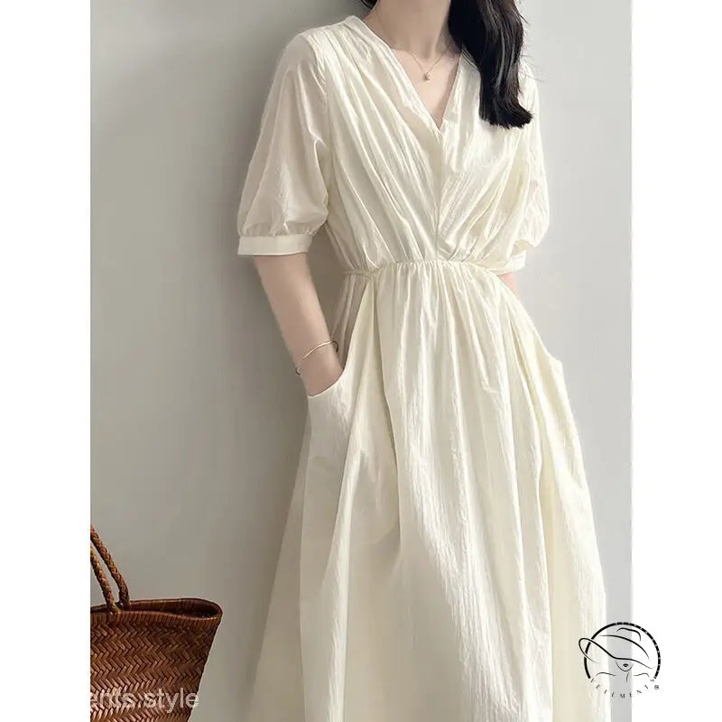 Elegant retro v neck pleated midi dress in cream with puff sleeves