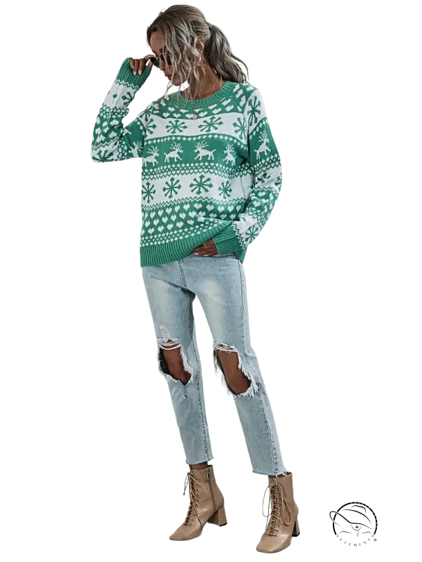 Round neck Christmas elk winter knitted sweater with reindeer and snowflake motifs